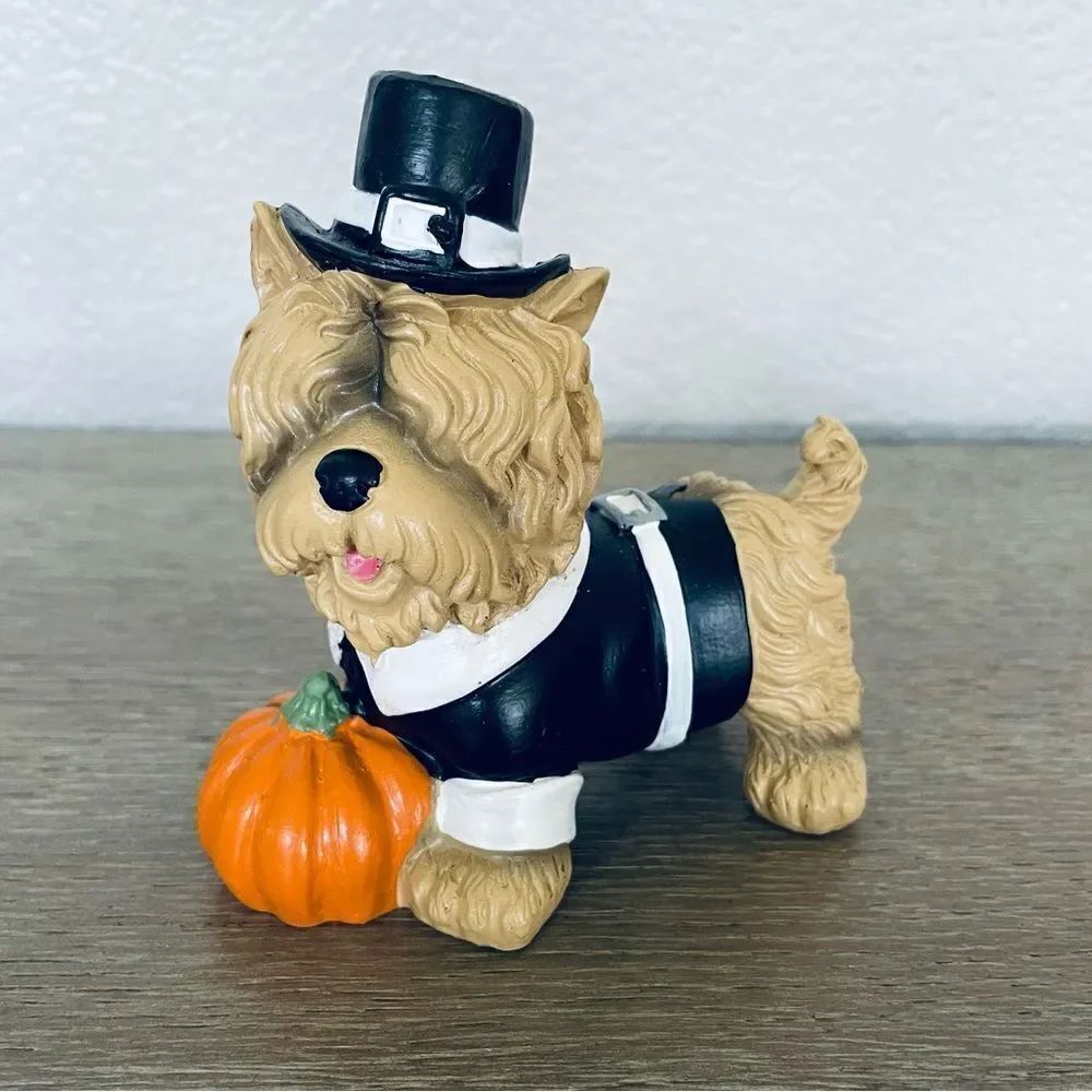 Shaggy Dog Fall Halloween Tier Tray Decor Figurine